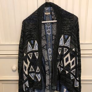 Tribal cardigan 💕